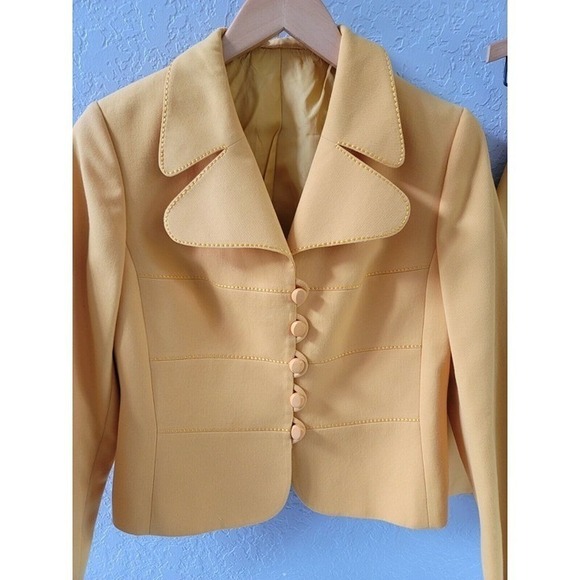 Vintage Reine Schurwolle Women's Yellow Skirt Suit - Picture 2 of 10